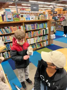 2023-10-02 Sheli and young Mr Becker (masked)1