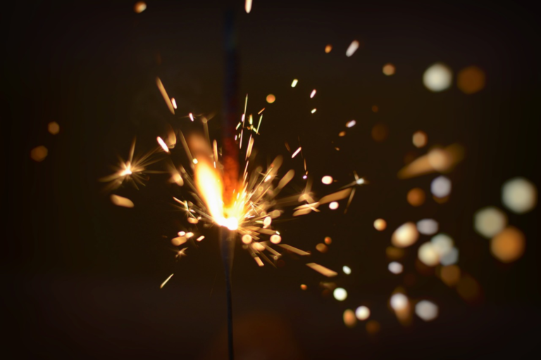 bright spark-1853624 (1500x1000)