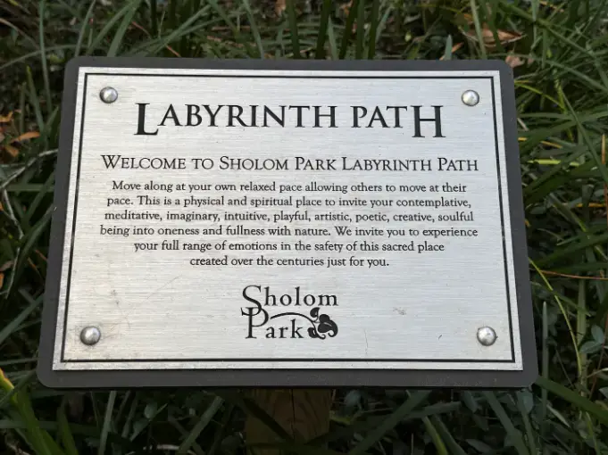 Welcome to the Shalom Park Labyrinth Path at Shalom Park