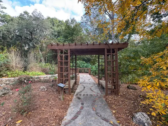 Shalom Park - Zen Garden pergola