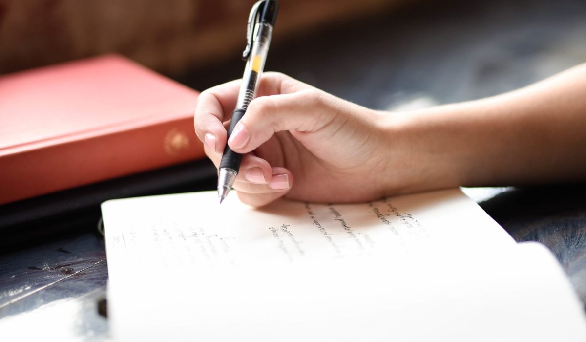 hannah-olinger-8eSrC43qdro-unsplash